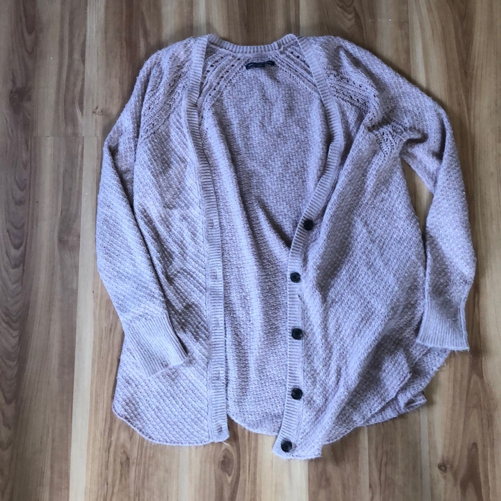 pale pink american eagle cardigan
